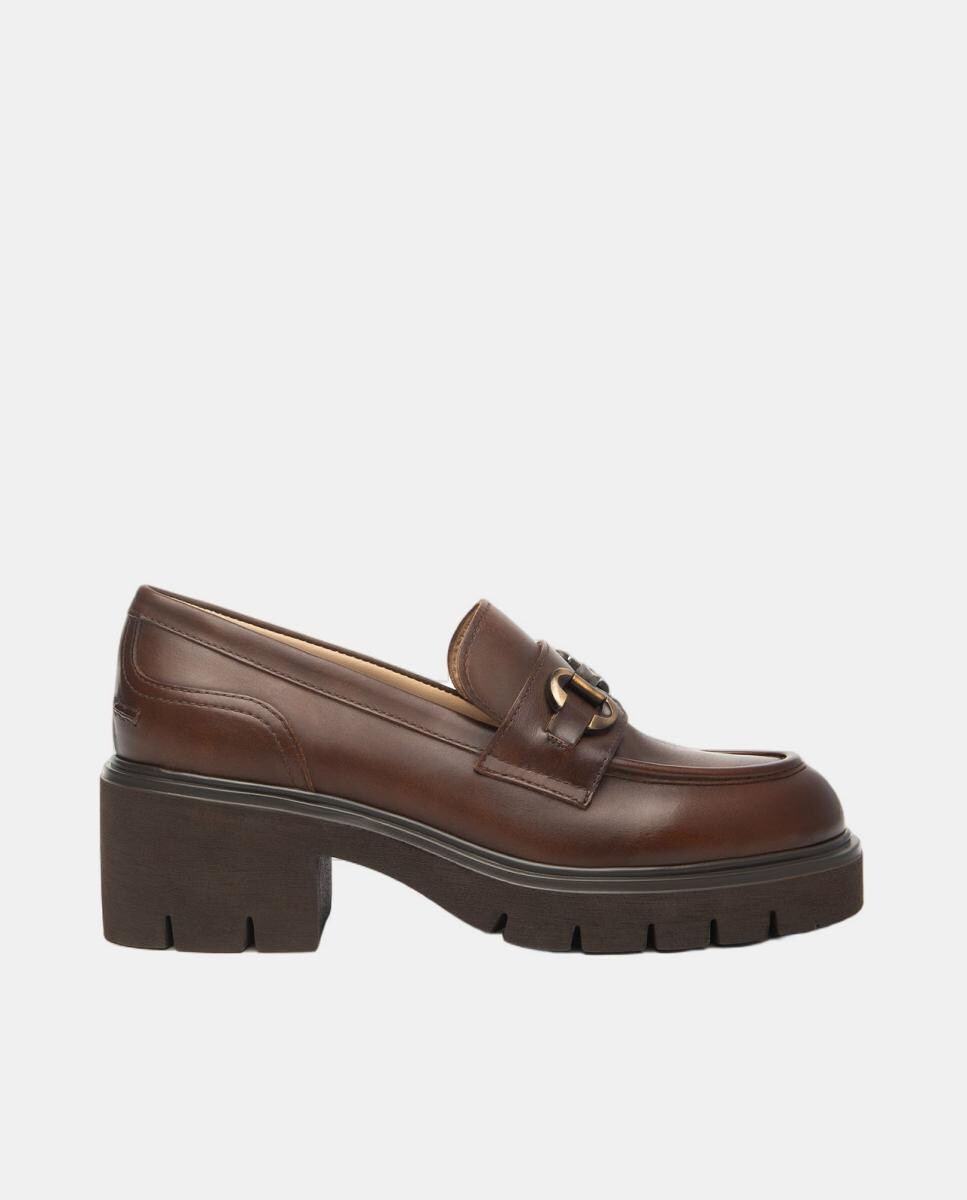 Mocassins com Salto em Pele Castanho-1