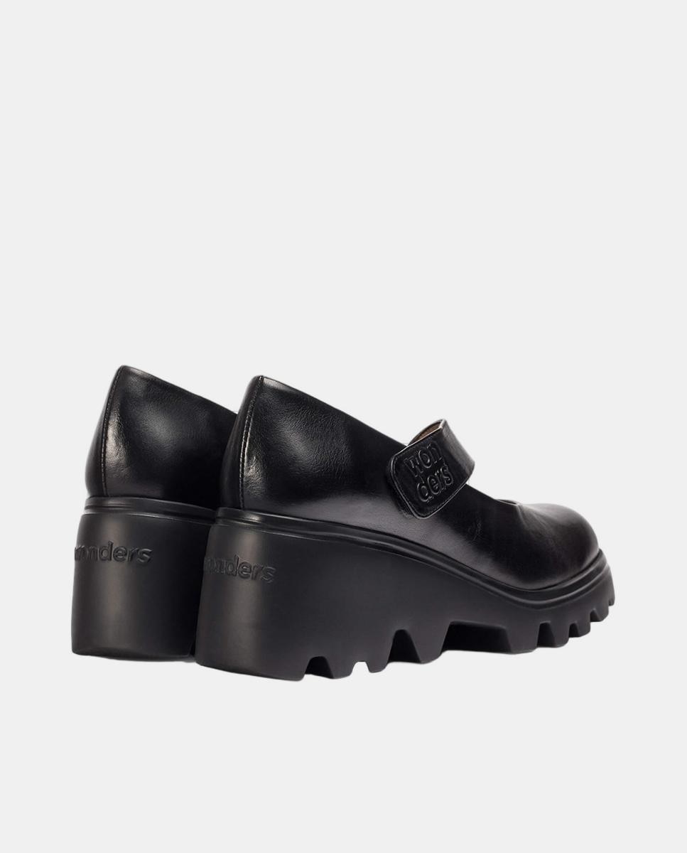 Sapatos com Tira Assimétrica - Preto Preto-3