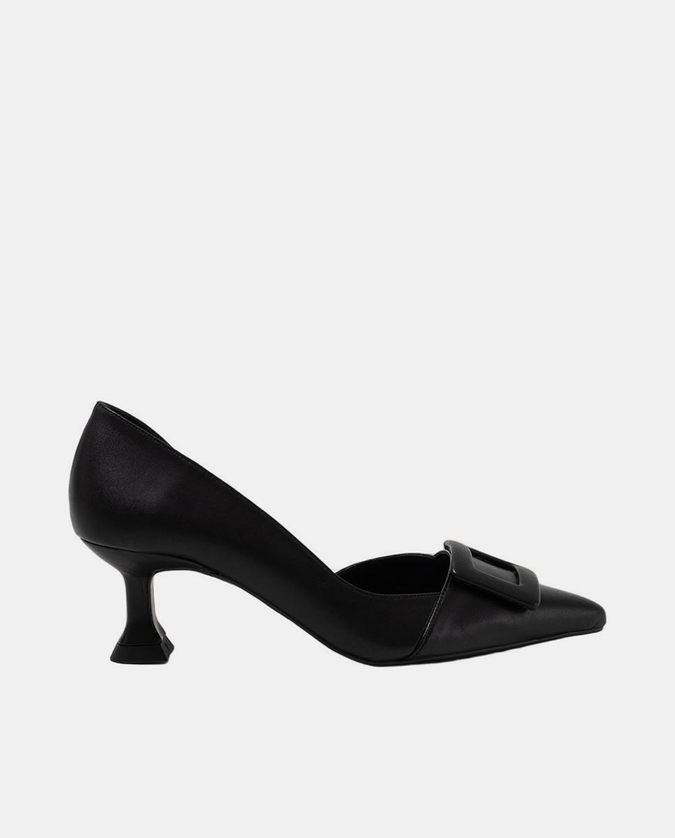 Dansi - Zapatos de mujer tipo salón en napa con adorno de hebilla forrada.