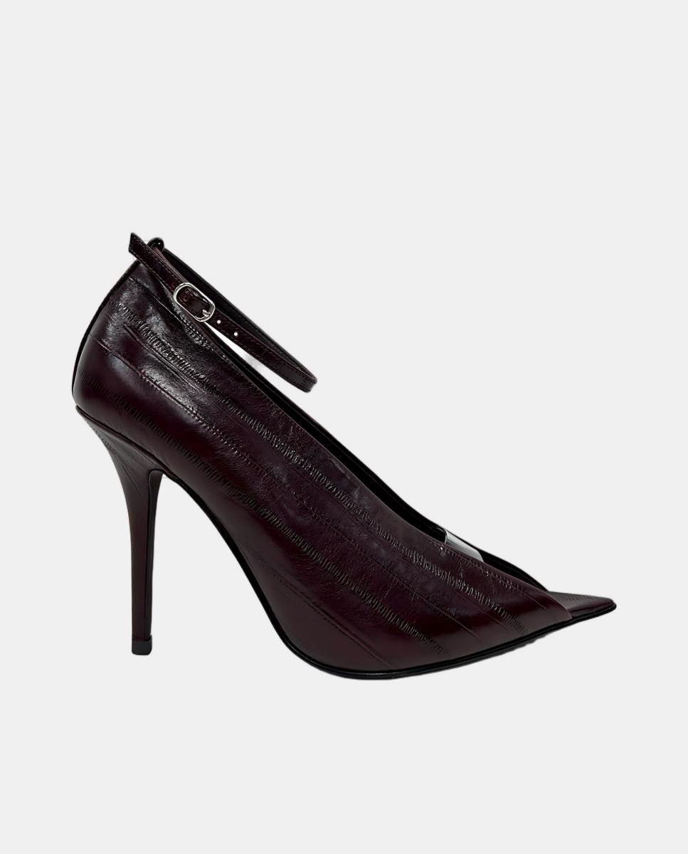 Imagem 0 de Sapatos de Salto em Pele