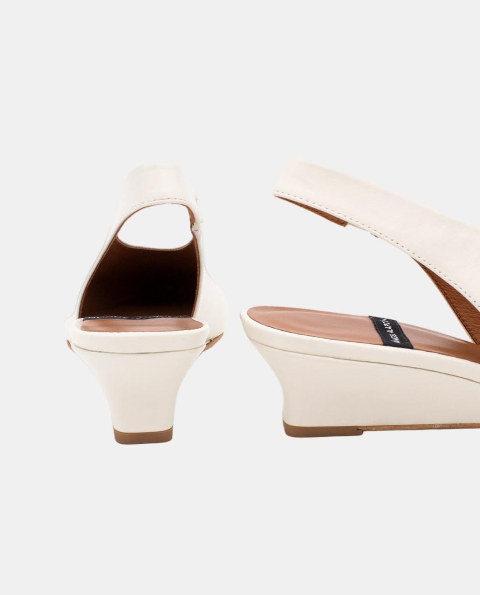 Sapatos de Salto Tipo Mules com Cunha e Pele Branco-5