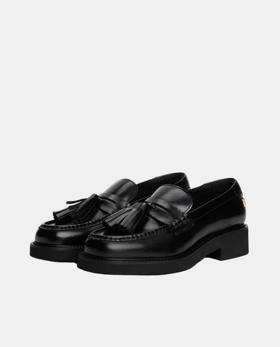 Mocassins em Pele com Borlas Preto-2