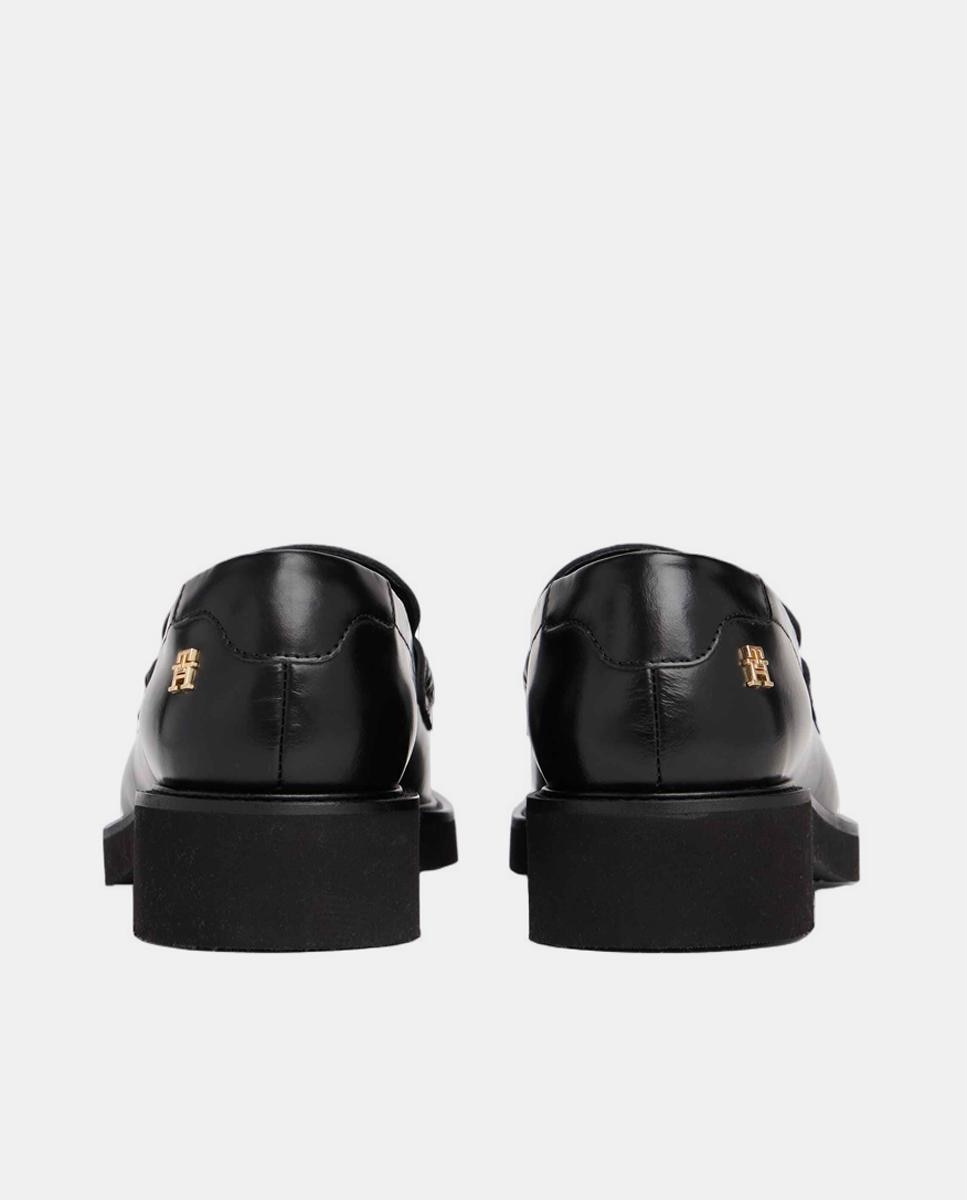 Mocassins em Pele com Borlas Preto-5