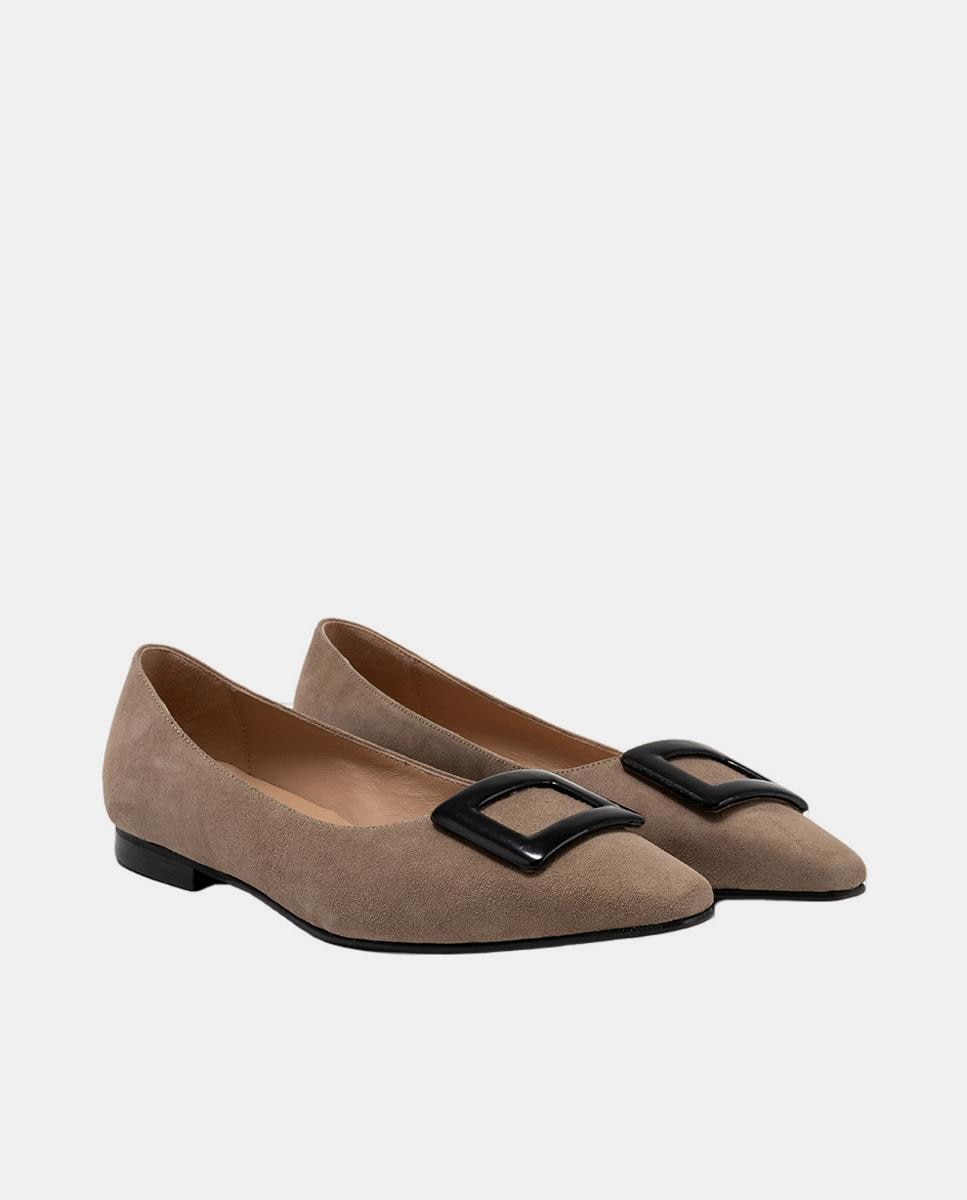 Sapatos Rasos Tipo Salto em Pele com Adorno de Fivela Forrada Natural-2