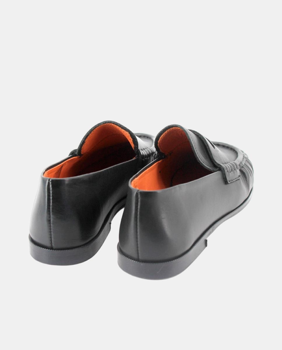 Mocassins em Pele Tipo Napa com Salto Baixo Preto-3