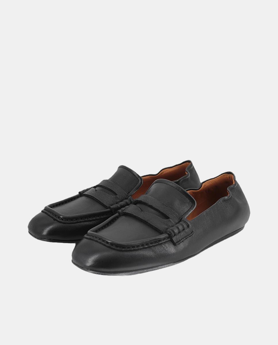 Mocassins em Pele Tipo Napa com Travessão e Ajuste Flexível no Calcanhar Preto-2