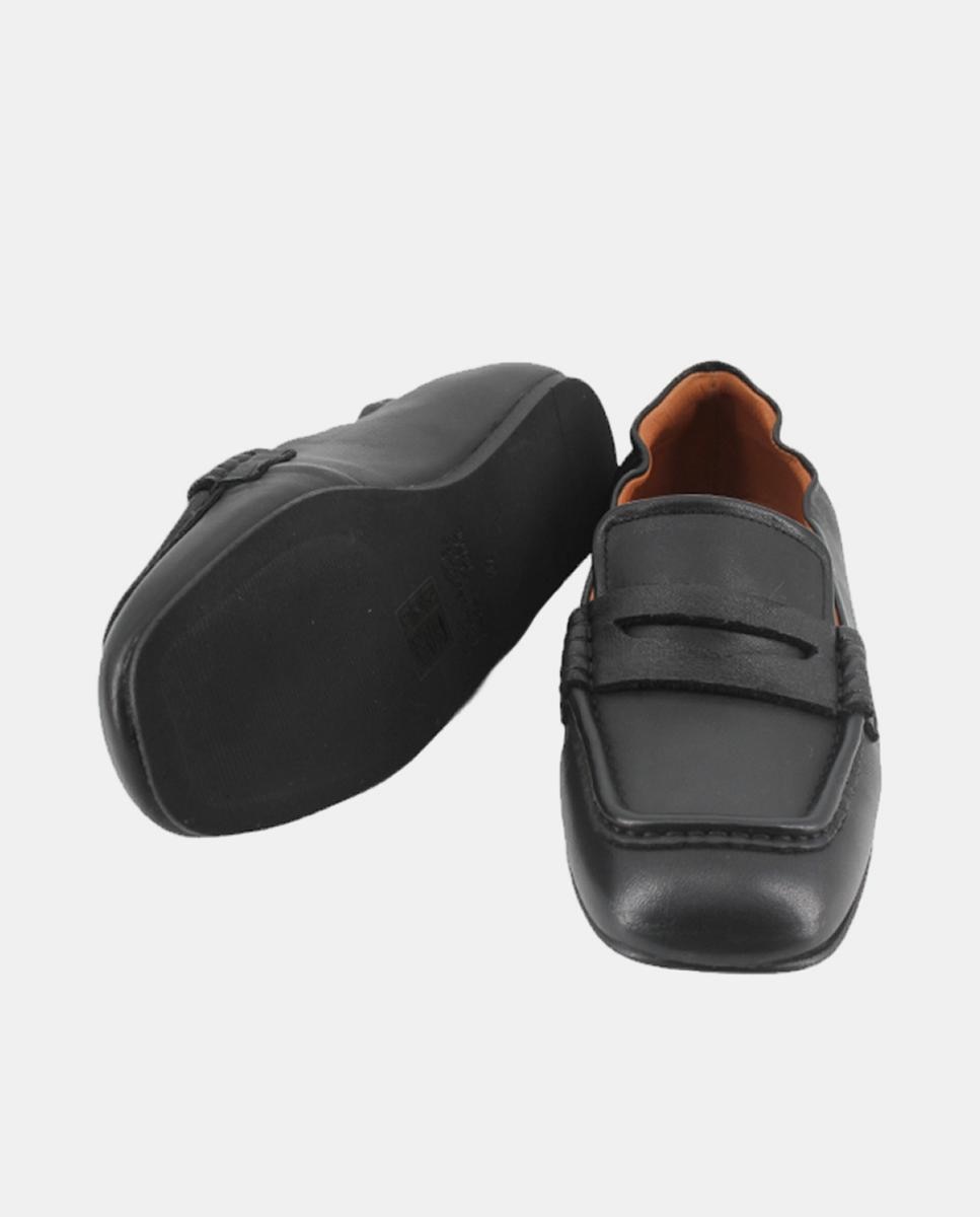 Mocassins em Pele Tipo Napa com Travessão e Ajuste Flexível no Calcanhar Preto-4