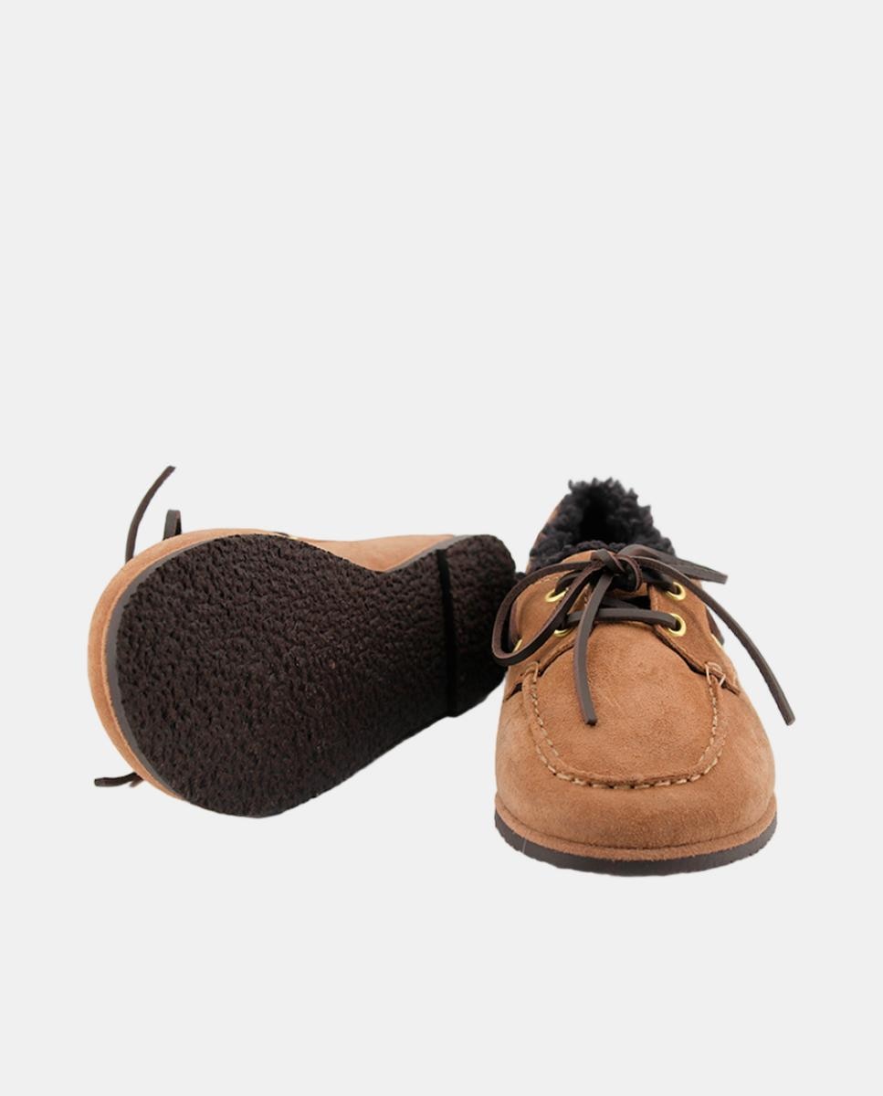 Mocassins em Croute com Forro Curly e Desenho Náutico Castanho-4