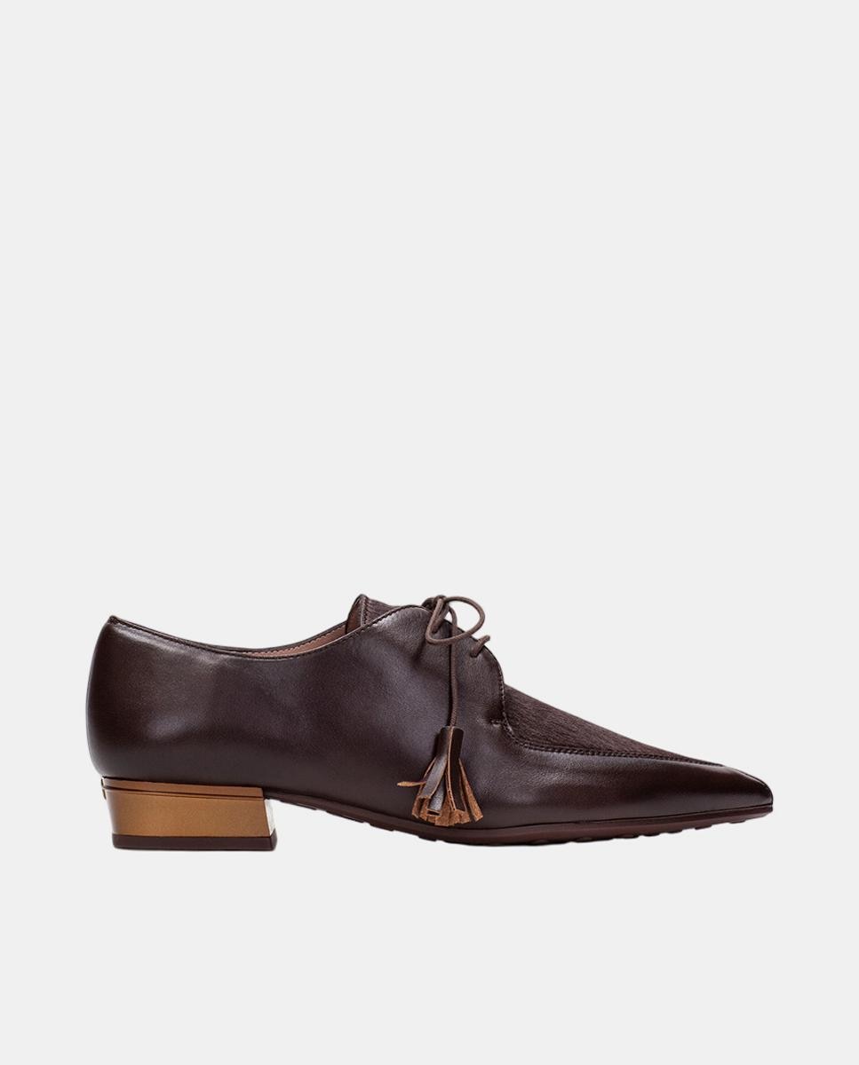 Imagem 0 de Sapatos Blucher em Pele com Pelo no Peito do Pé