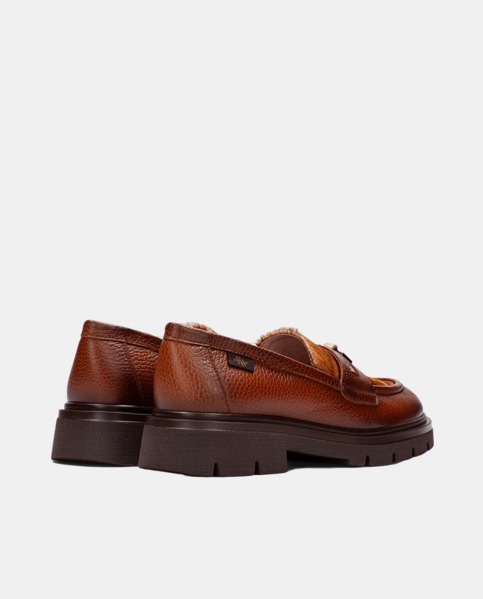 Sapatos Tipo Mocassins em Pele com Pelo no Peito do Pé Couro-3
