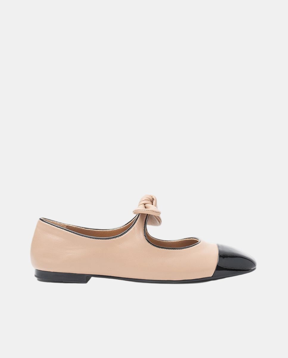 Imagem 0 de Sapatos de Presilha Rasos em Napa Soft com Adorno em Forma de Laço
