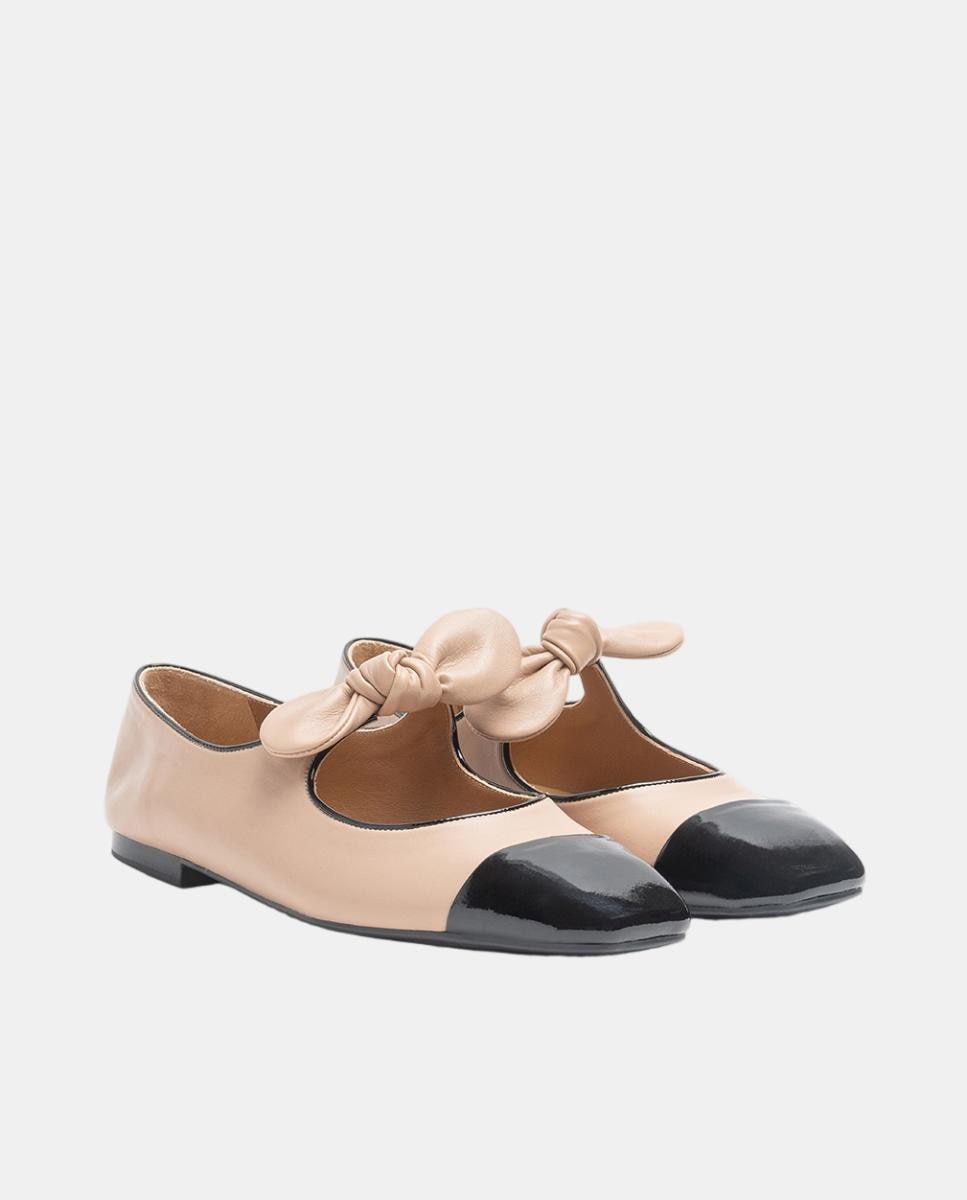 Sapatos de Presilha Rasos em Napa Soft com Adorno em Forma de Laço Castanho-2