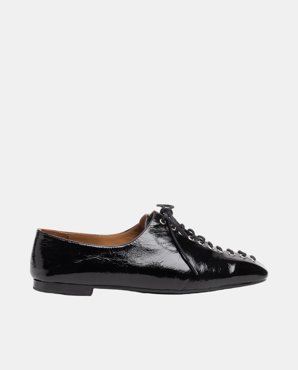 Imagem 0 de Sapatos Tipo Bluchers Rasos em Verniz Soft