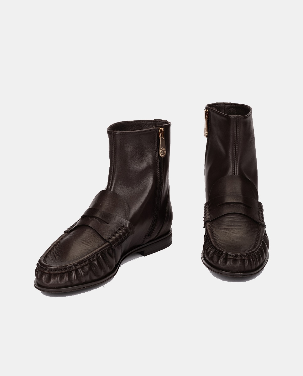 Botins em Pele com Adorno de Travessão Castanho-3