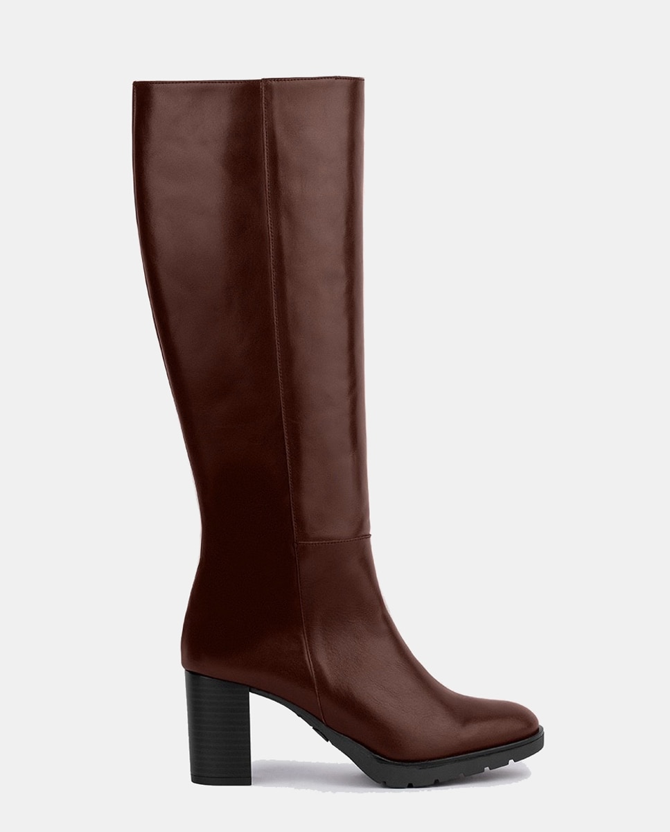 Imagem 0 de Botas em Pele com Salto de Bloco