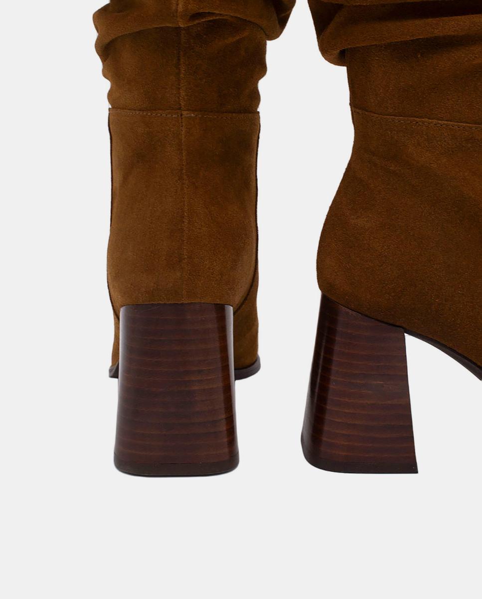 Botas com tacão Couro-4