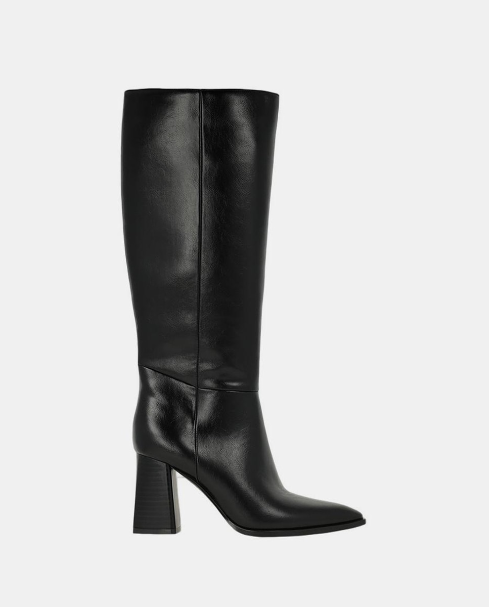 Imagem 0 de Botas com Salto e Plataforma em Pele - Preto