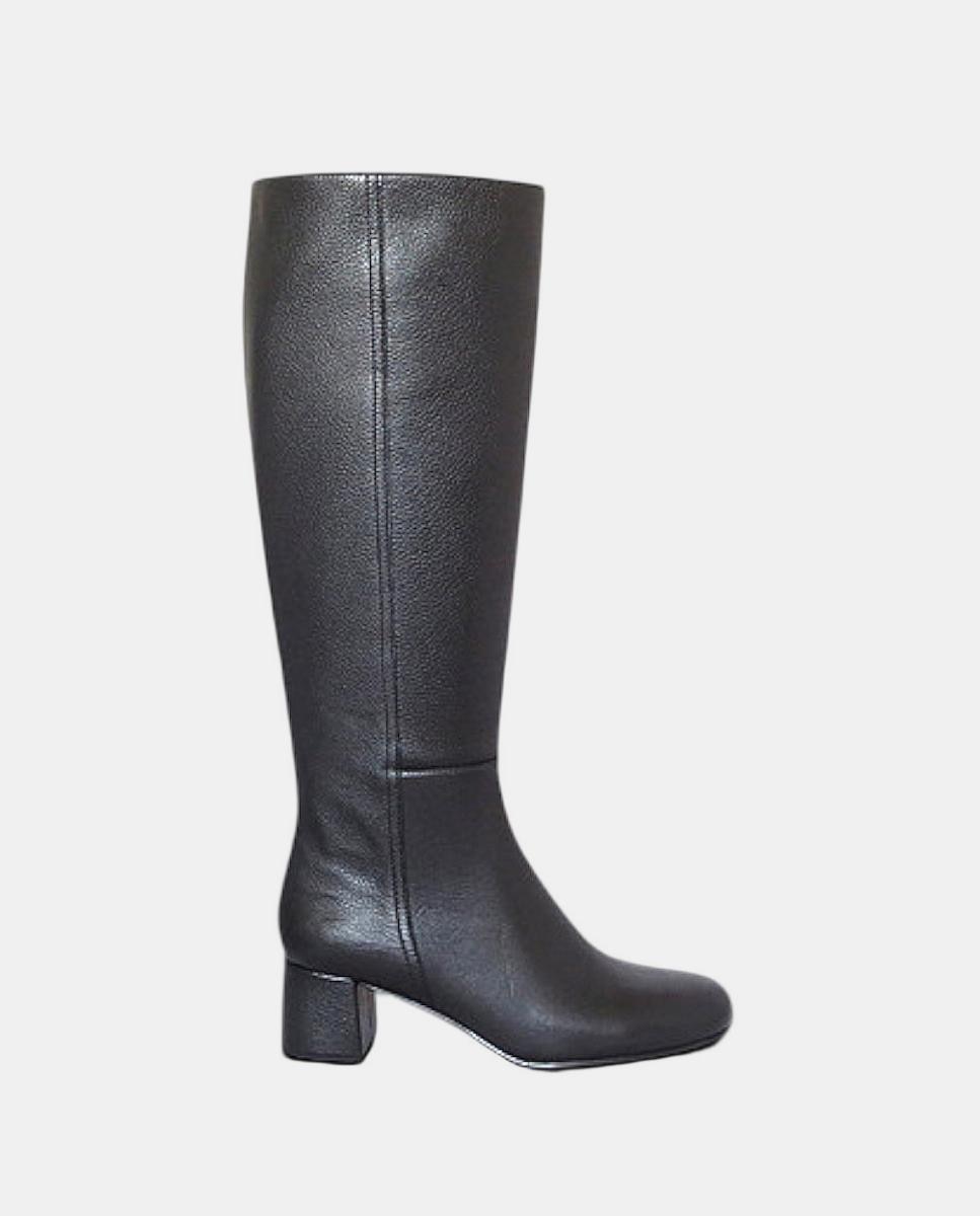Imagem 0 de Botas de Salto Lisas em Pele