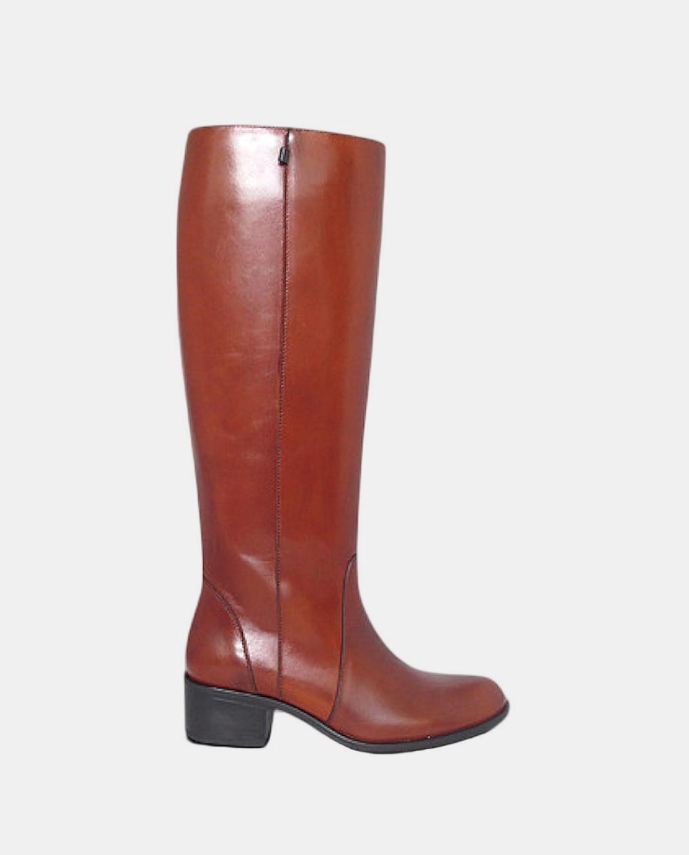 Imagem 0 de Botas de Salto Lisas em Pele
