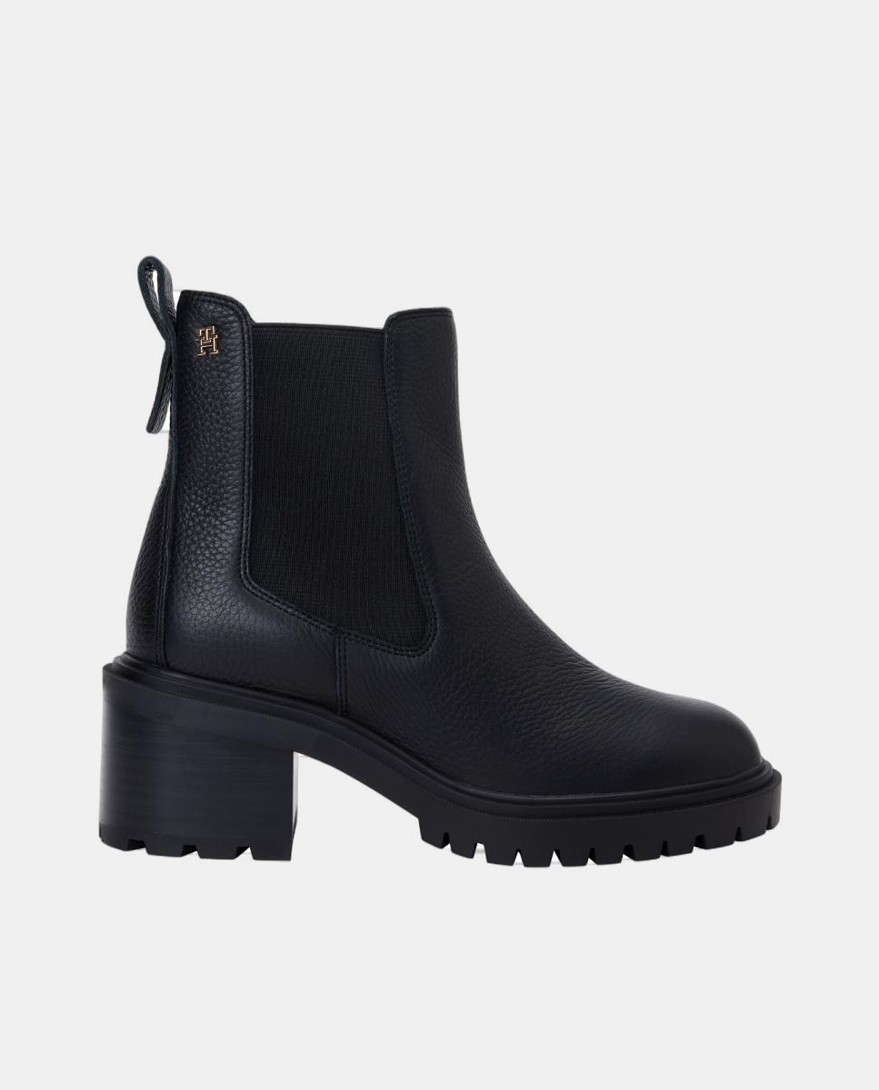 Botins em pele com tacão Preto-1
