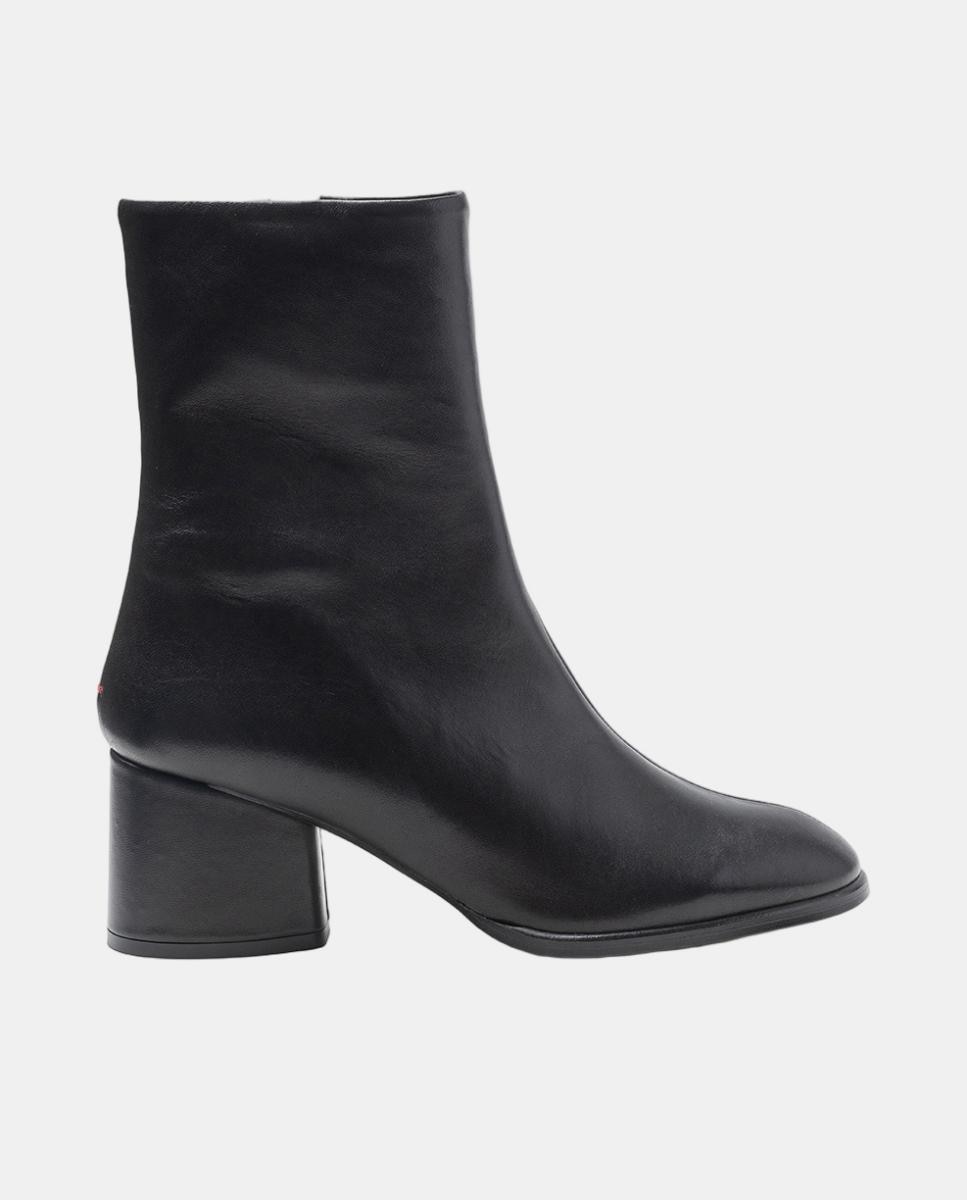 Imagem 0 de Botins em Napa Soft
