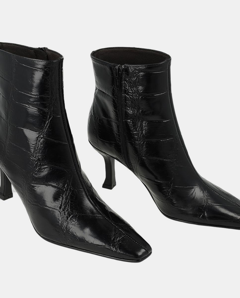 Botins de Salto em Pele Gravada – Preto Preto-4