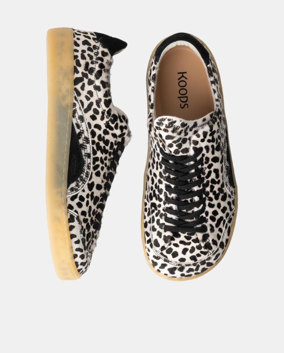 Sapatilhas unisex em pele e sola rasa sem drop. Multicolor-3