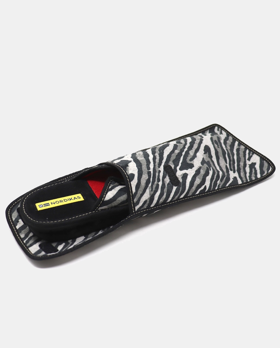 Chinelos de Quarto em Tecido com Animal Print Cinzento-5