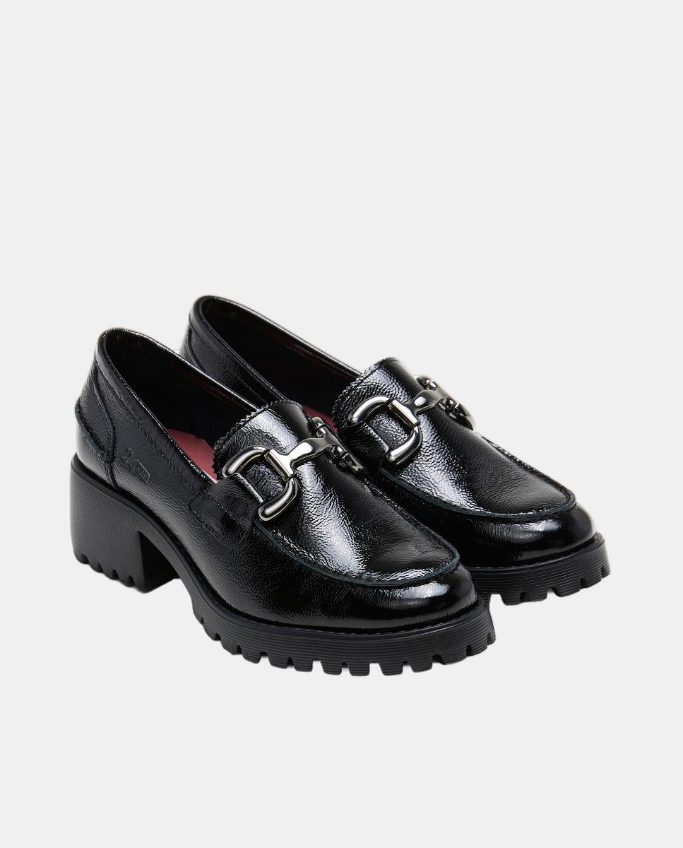 Mocassins em Verniz com Salto - Preto Preto-2