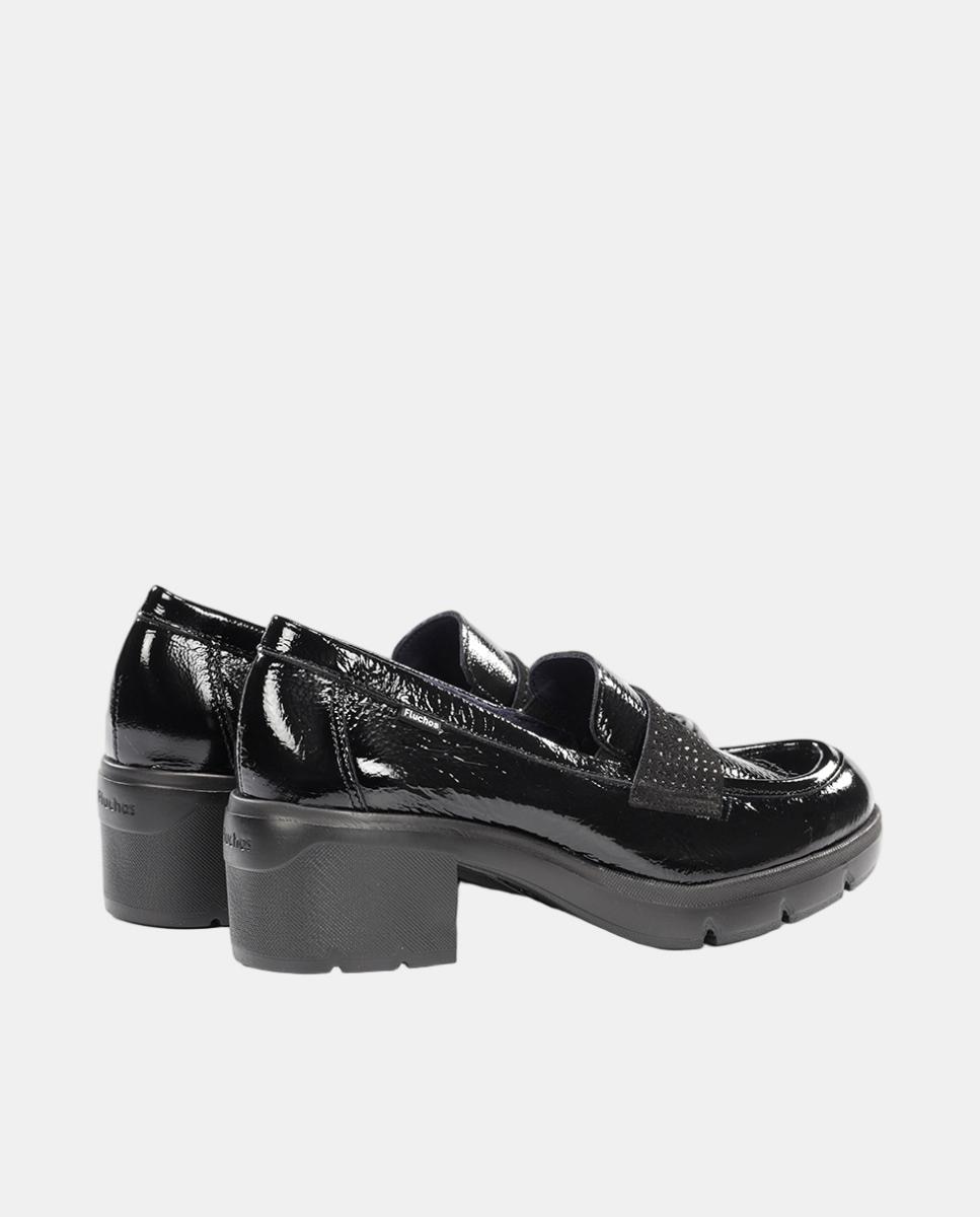 Mocassins em Pele com Salto de Bloco Extra Ligeiro Preto-3