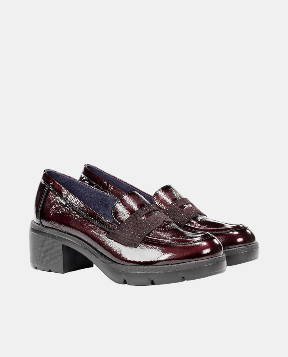 Mocassins em Pele com Salto de bloco Extra Ligeiro. Vermelho/Grená-2