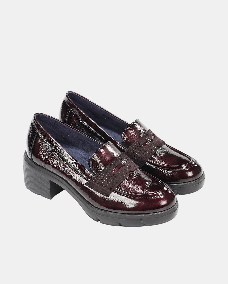 Mocassins em Pele com Salto de bloco Extra Ligeiro. Vermelho/Grená-4