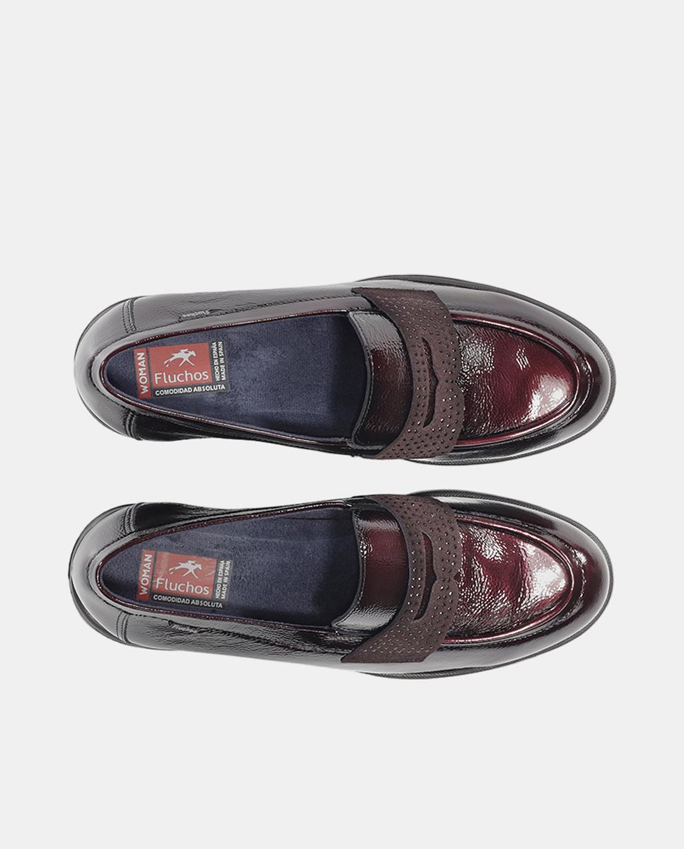 Mocassins em Pele com Salto de bloco Extra Ligeiro. Vermelho/Grená-5