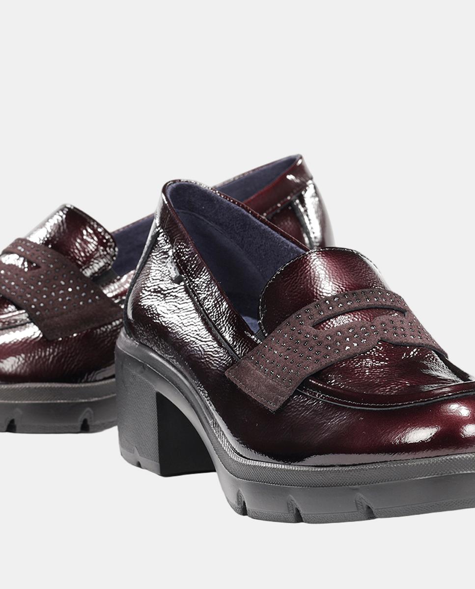 Mocassins em Pele com Salto de bloco Extra Ligeiro. Vermelho/Grená-7
