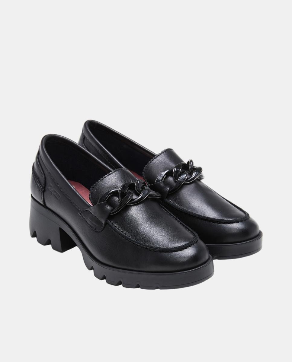 Mocassins em Napa com Sola Tipo Truck Preto-2