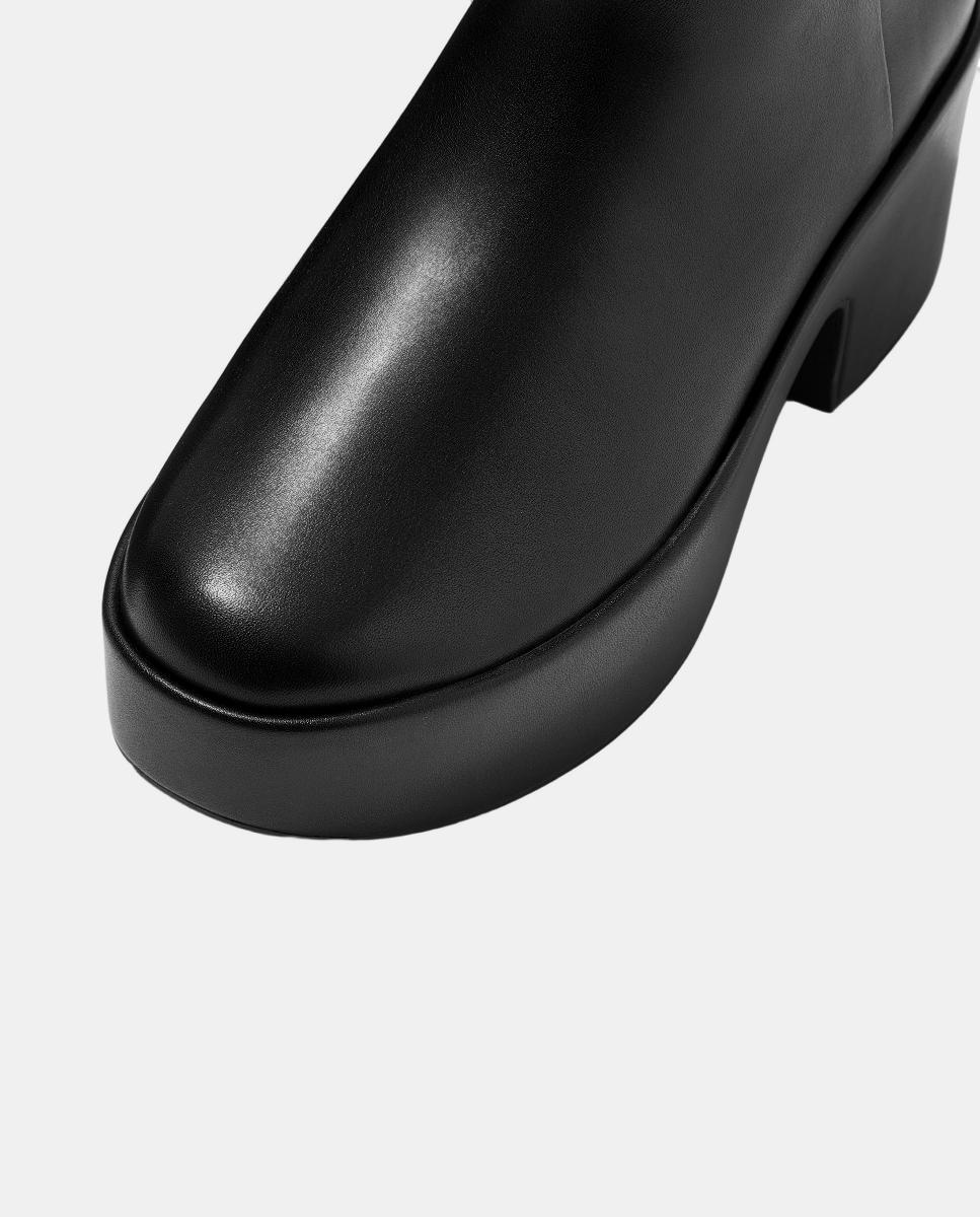 Botas de Couro com Plataforma Preto-4