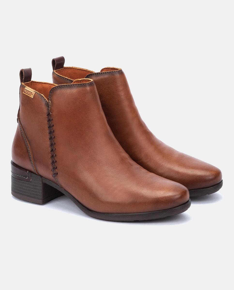 Botins Málaga com Salto de Bloco e em Pele Castanho-2