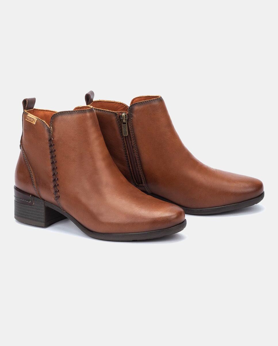 Botins Málaga com Salto de Bloco e em Pele Castanho-4