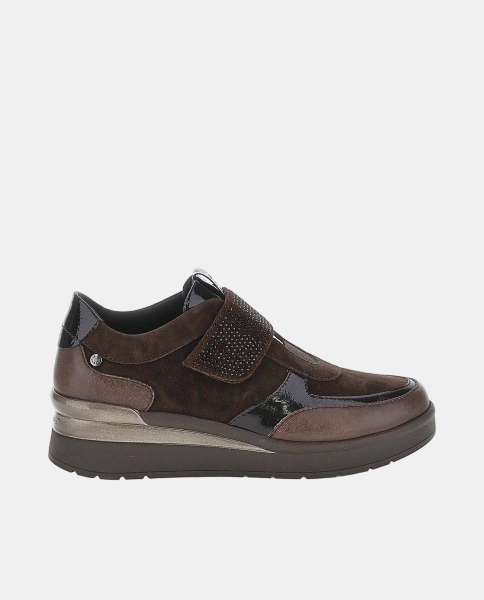 Imagem 0 de Sapatos com Tira Aderente