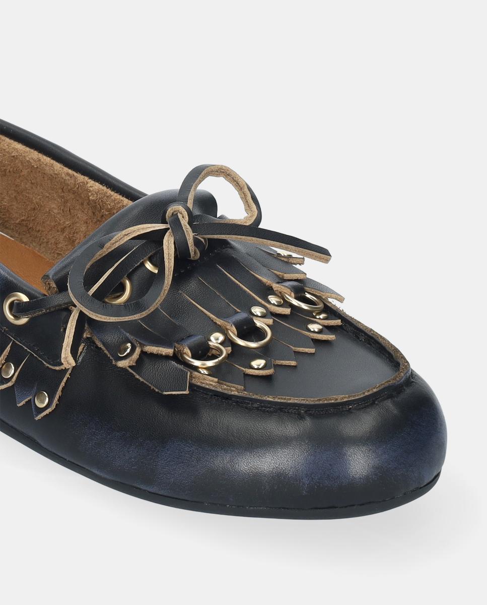 Mocassins em Pele com Franjas Pretos-3