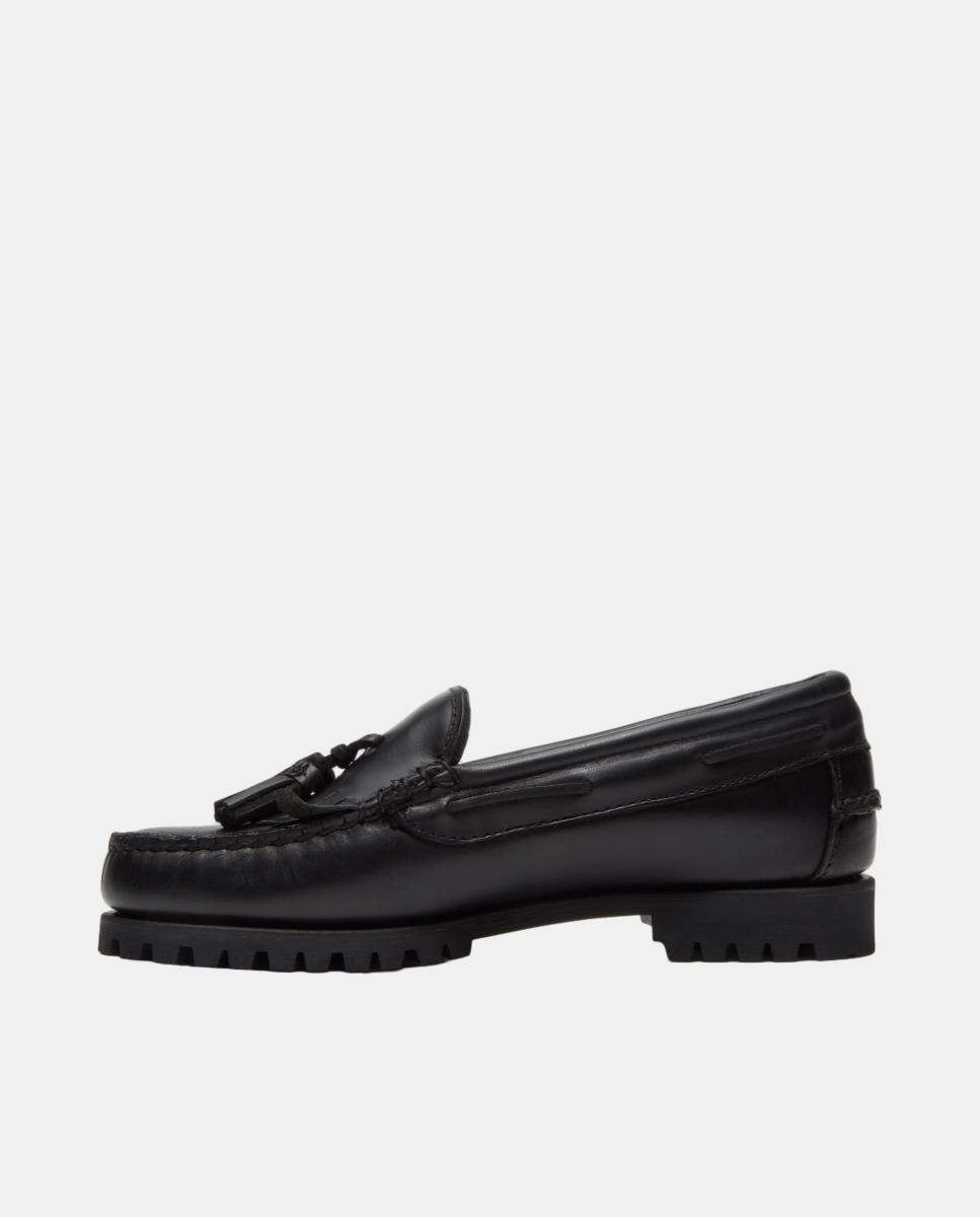 Mocassins com Borlas Authentic em Pele Preto-6