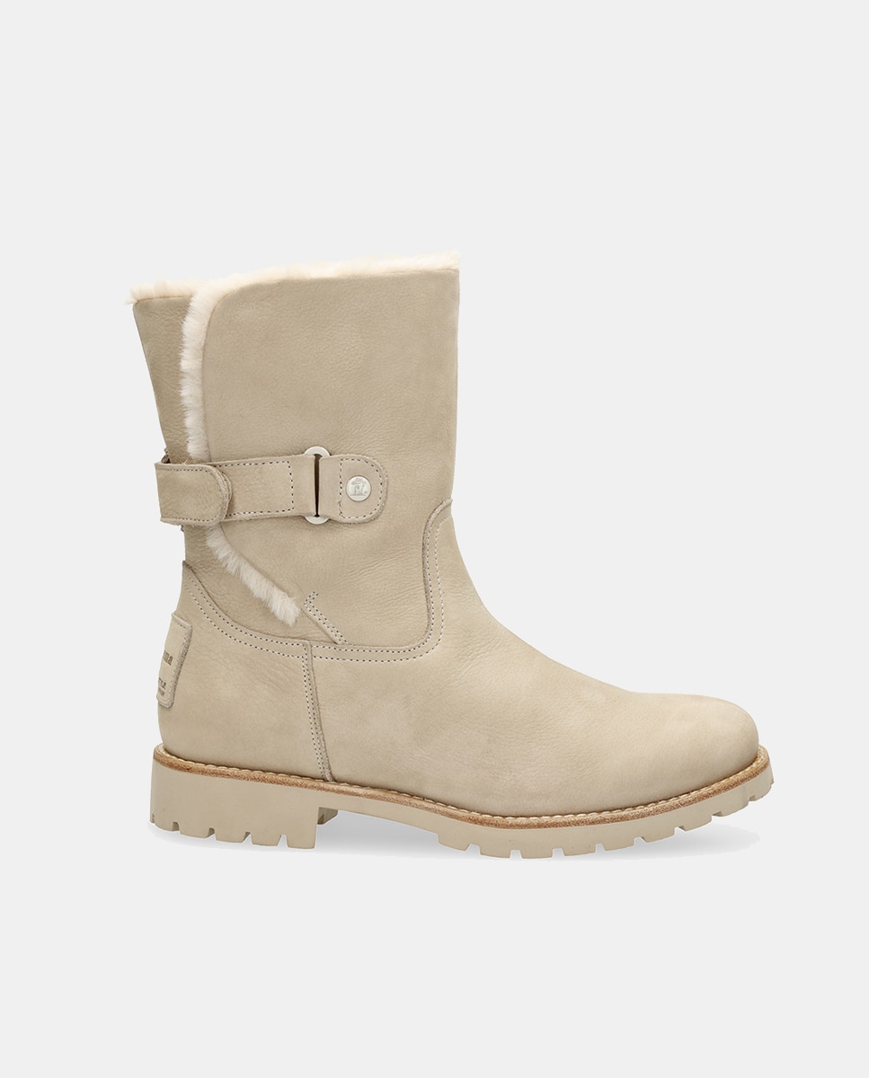 Imagem 0 de Botins Felia Trav com Forro Interior de Pelo e em Pele Waterproof