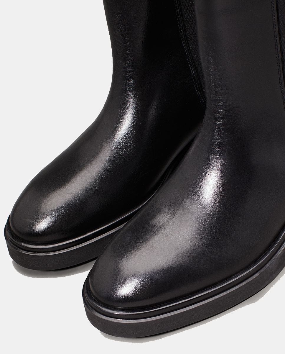 Botins Tipo Chelsea em Pele Preto-6