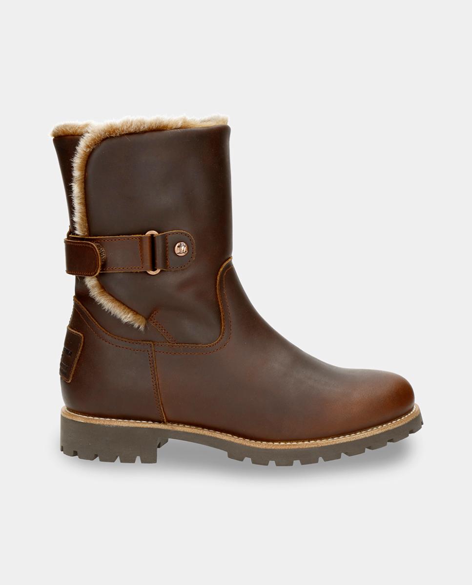 Imagem 0 de Botas em Pele e com Forro de Pelo Sintético