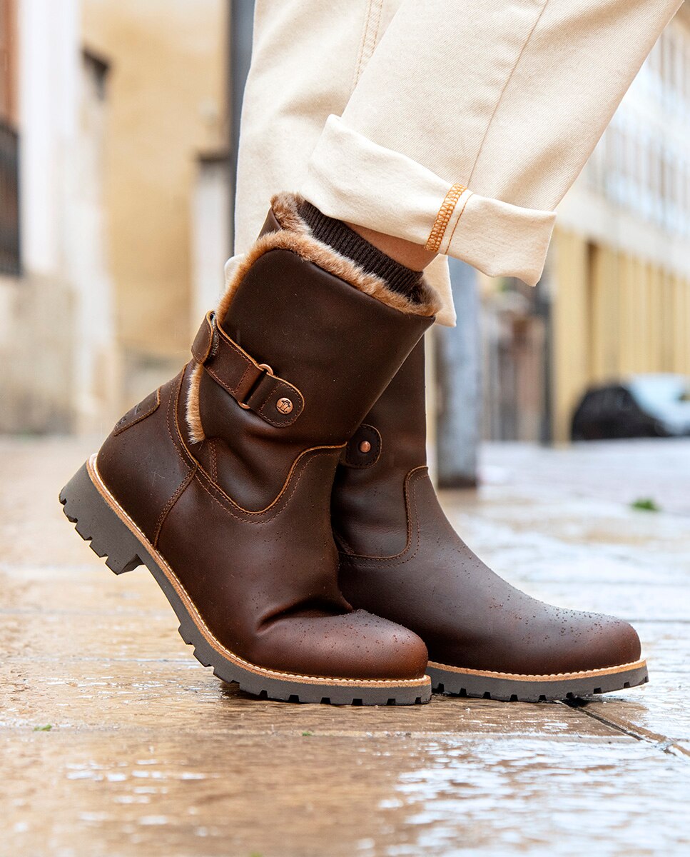 Botas em Pele e com Forro de Pelo Sintético Castanho-8