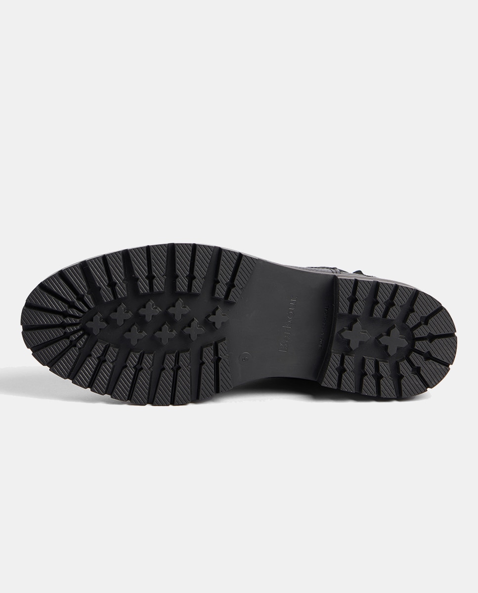 Botins Rasos Chelsea em Pele Preto-3