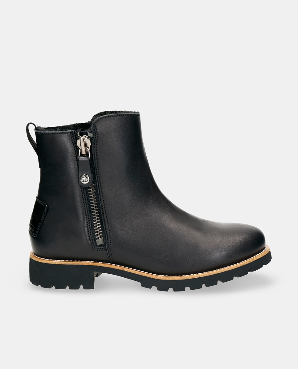 Imagem 0 de Botas em Pele e com Forro de Pelo Sintético
