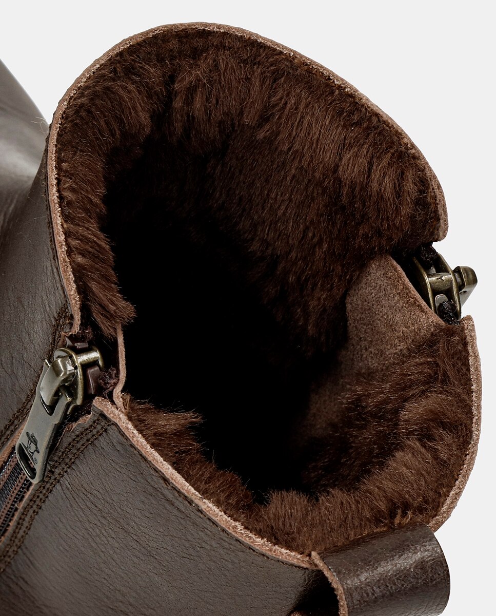 Botas em Pele e com Forro de Pelo Sintético Castanho-escuro-7