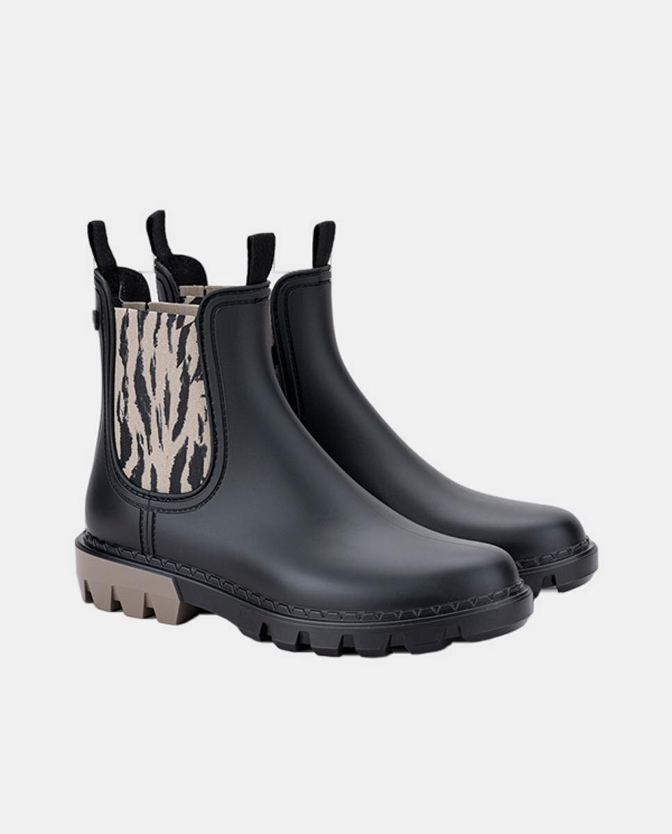Galochas Tipo Botins com Sola Track e Puxadores com Elástico Zebra - Preto Preto-2