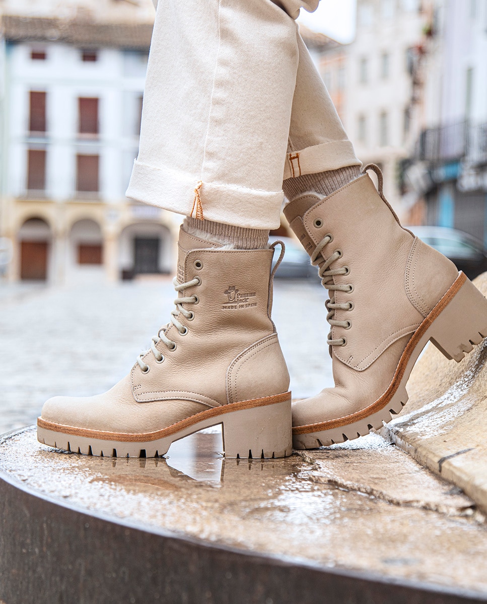 Botas Padma com Forro Interior de Pelo, Salto de Bloco e em Pele Nobuck Waterproof Cru-8